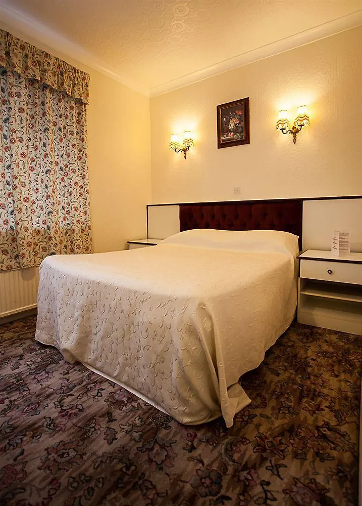 The Avenue Hotel Leeds