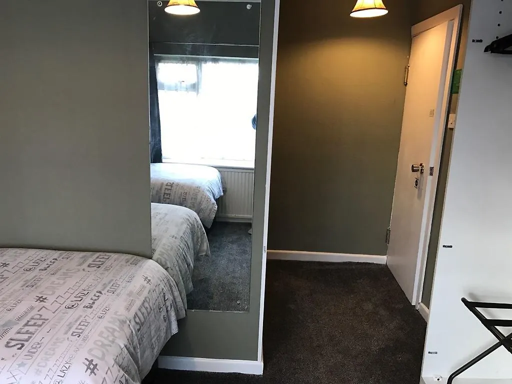 ***  The Avenue Hotel Leeds  United Kingdom